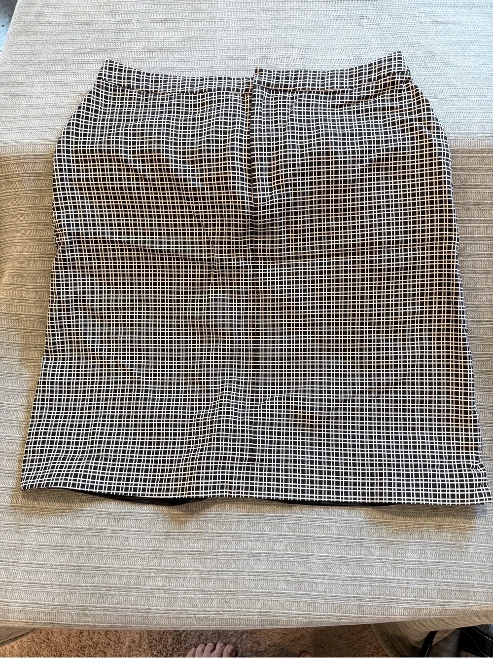 Banana Republic Black and White Windowpane Pencil Skirt